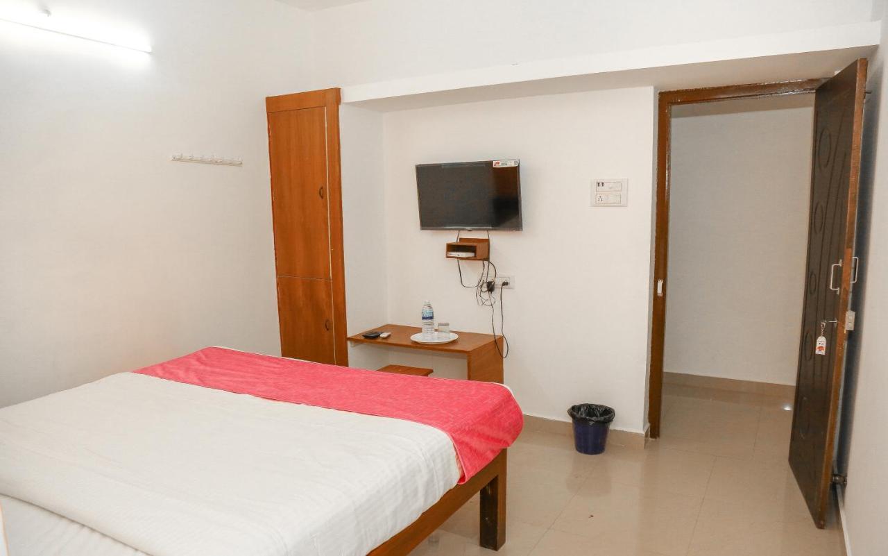 The Club House- Swimming Pool That'S Better Than The Beach Hotel Pondicherry Exterior photo